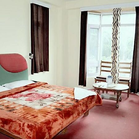 Hotel Rajdoot Шімла Екстер'єр фото